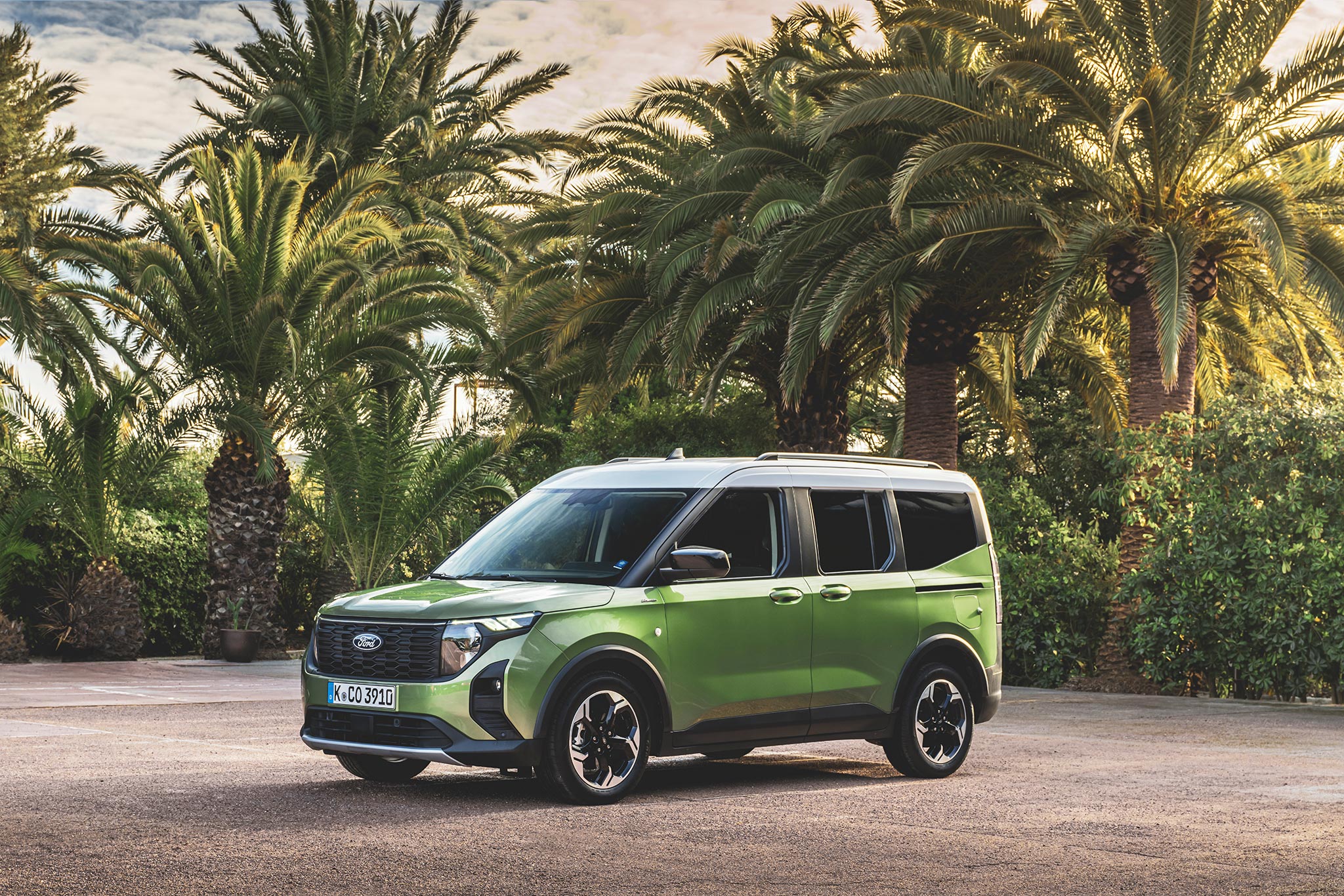 Ford Tourneo Courier Roma Carpoint anche GPL (4)
