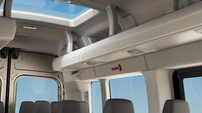 Ford Transit Minibus Tetto Panoramico