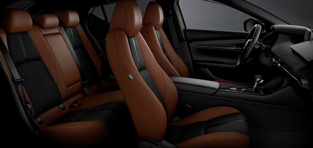 Imageye 1053 500 Slidinggallerycarousel Desktop Mazda3 Nagisa Power Seat