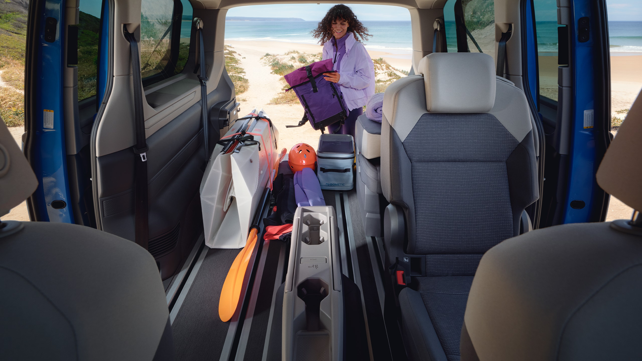 Ca001681pic Vw California Multi Flexible Seats 16X9